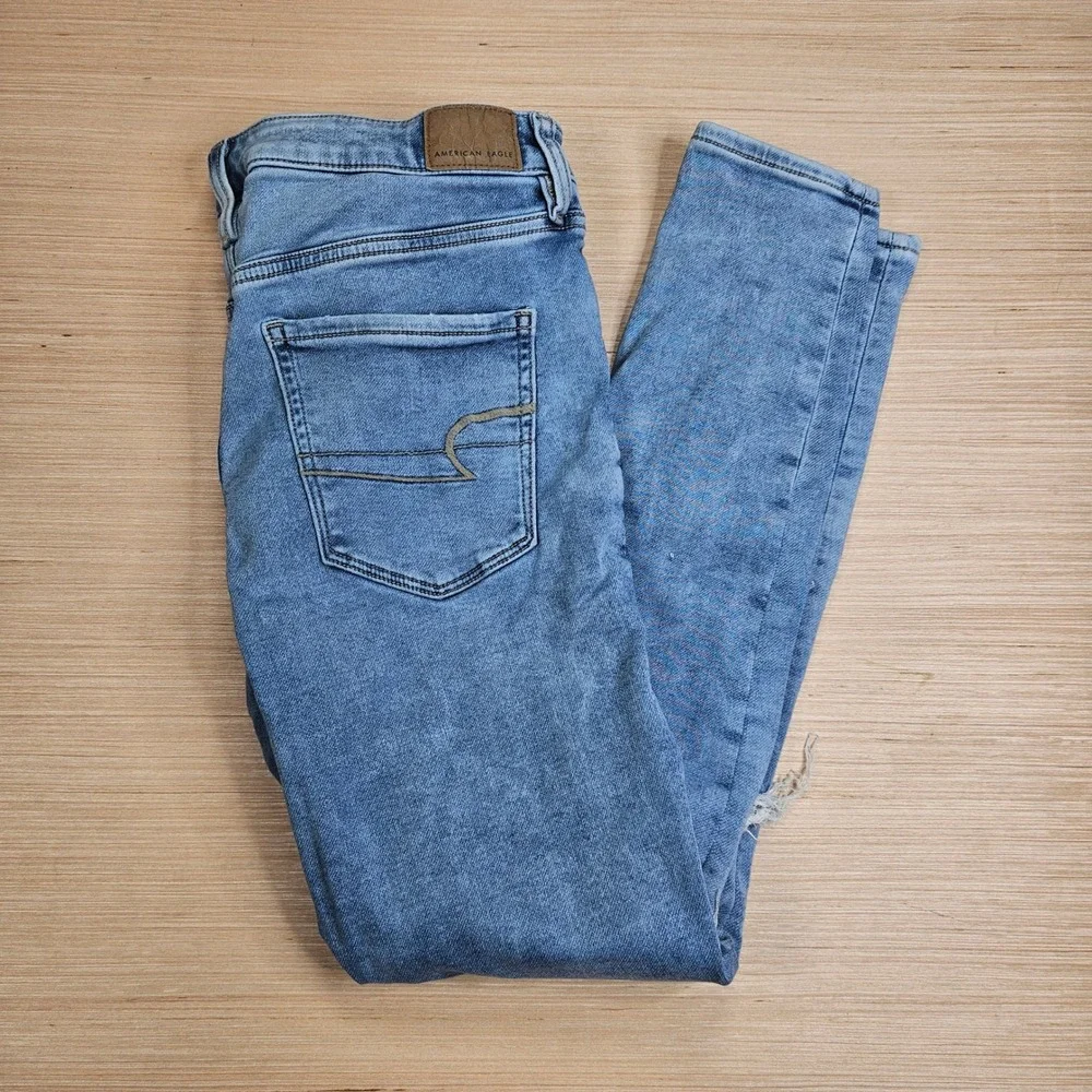 American Eagle Super Hi-Rise Jegging Women 8 Short Distressed Next Level Stretch